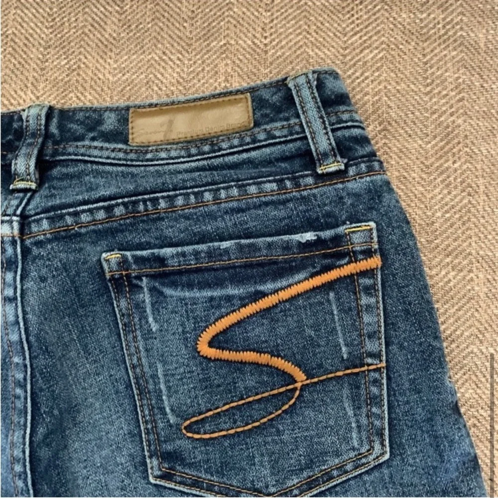 Excellent Preowned Condition Seven7 Flare Jeans Size 28. - Picture 4 of 6